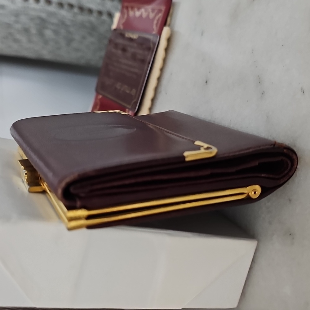 Cartier Kisslock Wallet - Picture 9 of 11